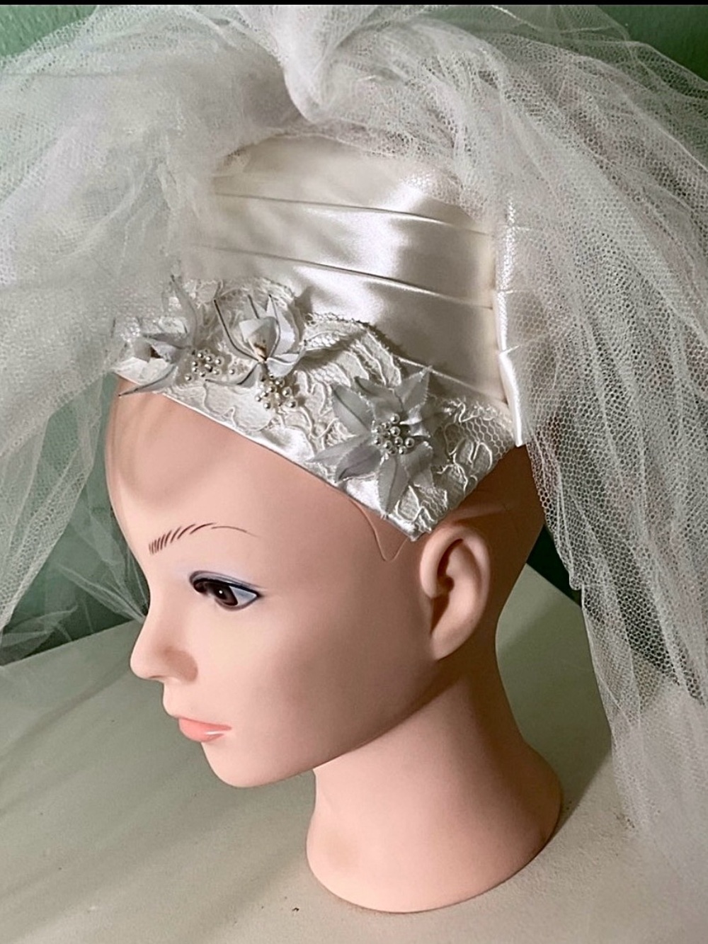🌺STUNNING Vintage  Bridal Headpiece with Detachable Veil EUC